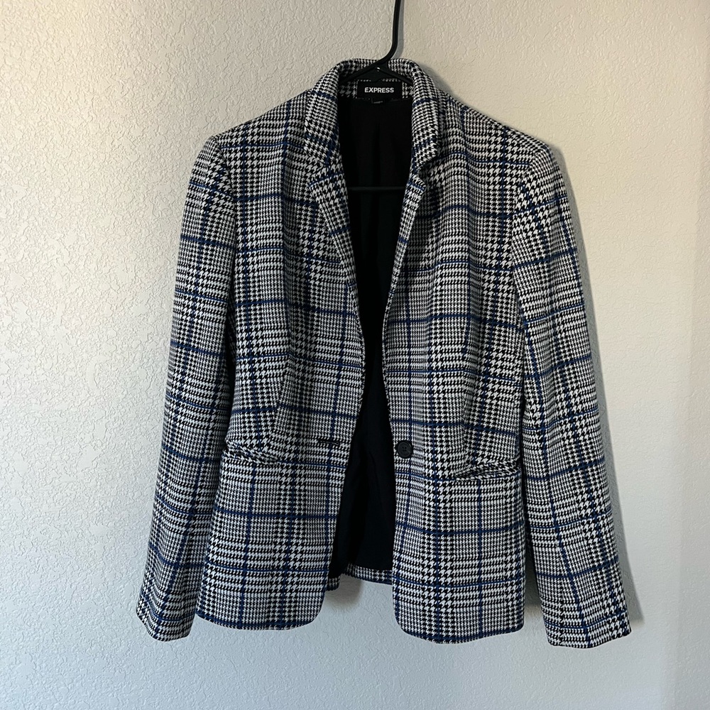 Express Blazer - Picture 2 of 5
